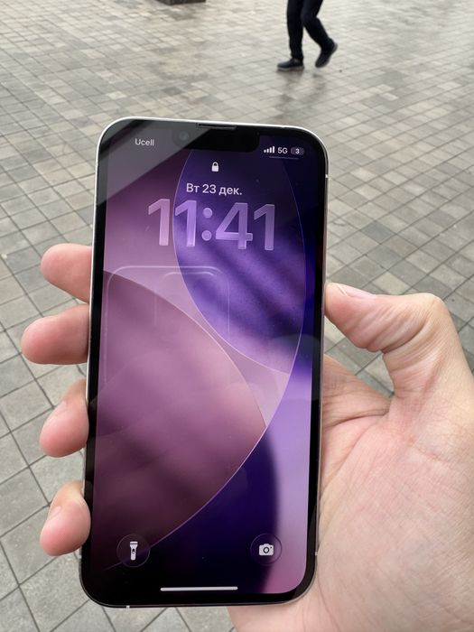 iPhone 13 pro ==79%== 128GB