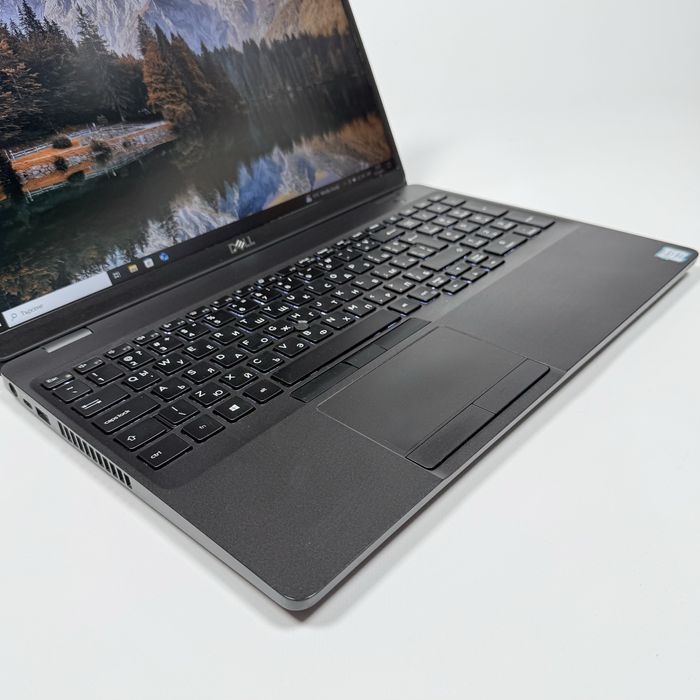 DELL Latitude 5500/15,6” IPS/i5-8365U/8GB DDR4/256GB NVMe/Подсветка