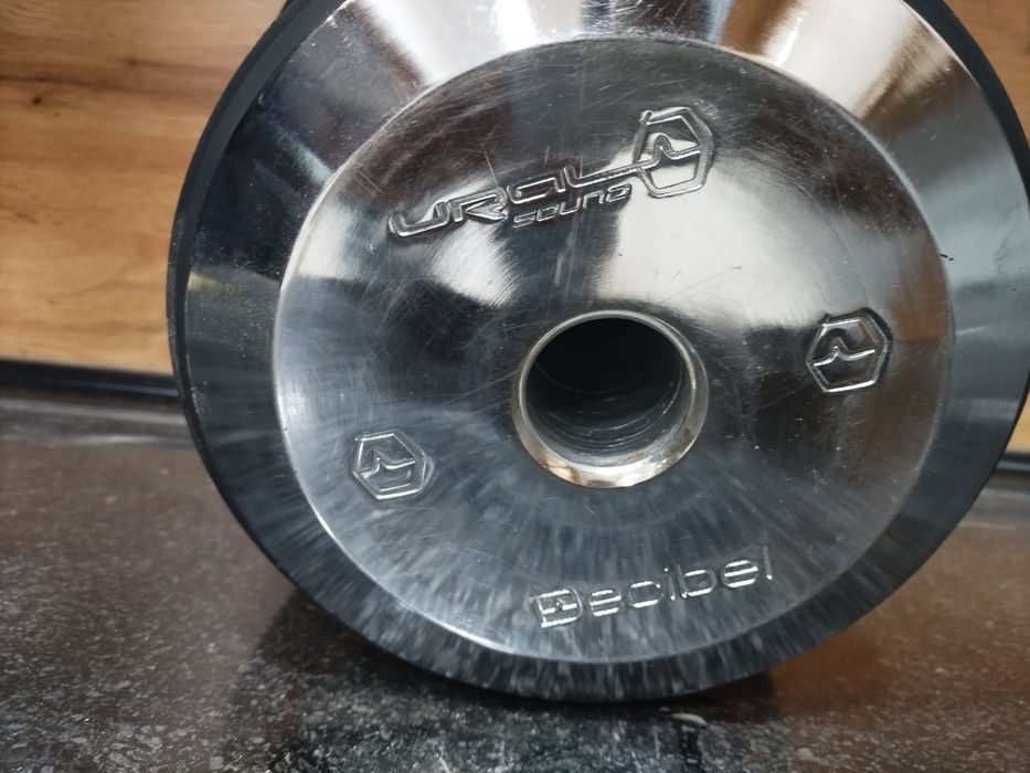 Сабвуфер сотилади.