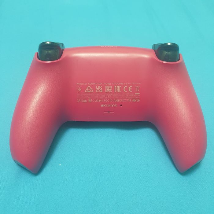 DualSense Cosmic Red cu module TMR
