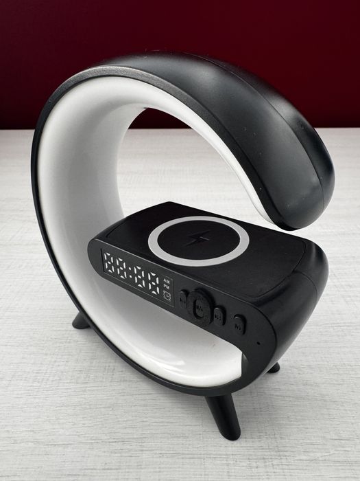 Ceas RGB cu radio