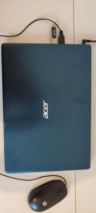 Ноутбук Aser 8/256 intel core7