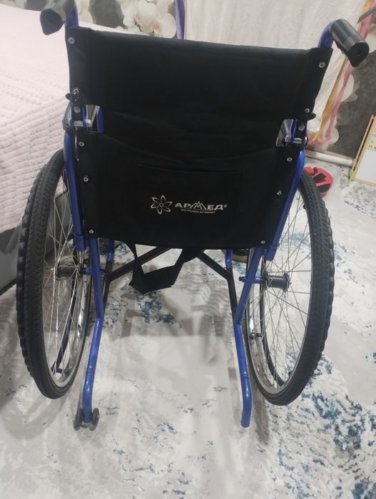Продам инвалидную каляску