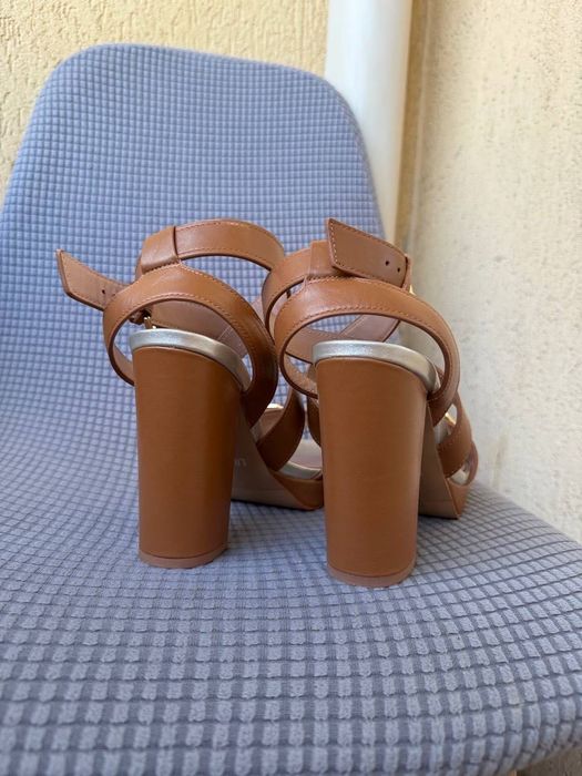 Кожени обувки на ток Liu Jo 37 размер