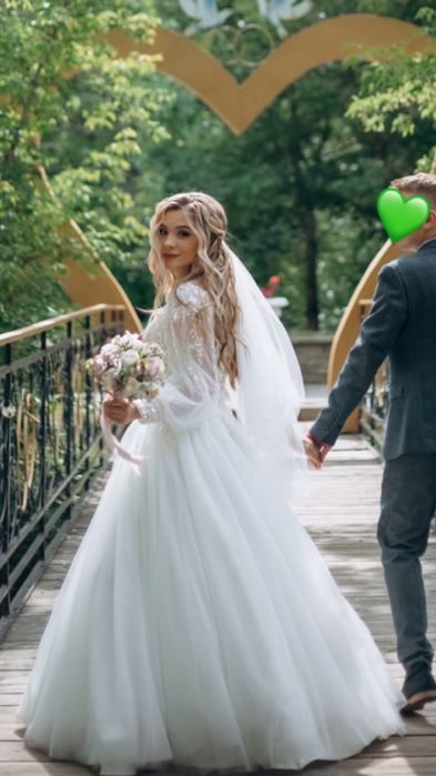 Свадебное платье и фата