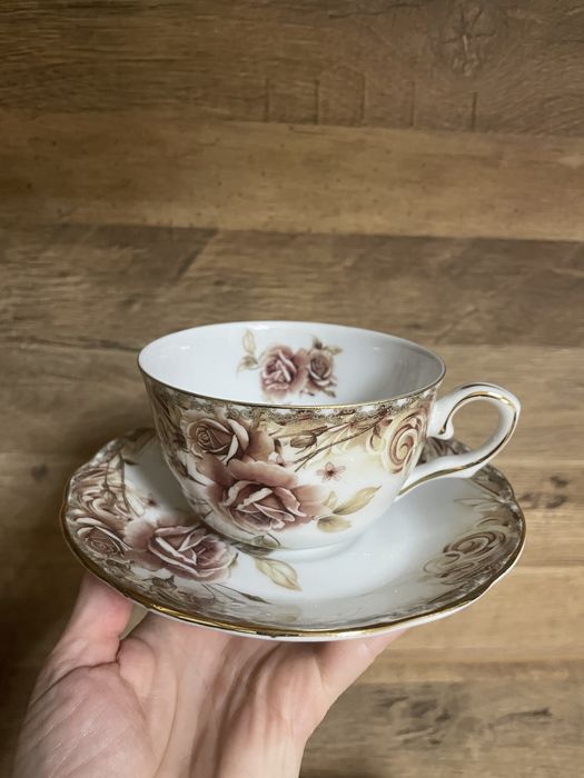 Serviciu Kingensin portelan fin (2 cesti, 2 farfurii)