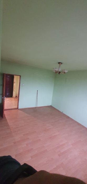 Apartament cu 3 camere