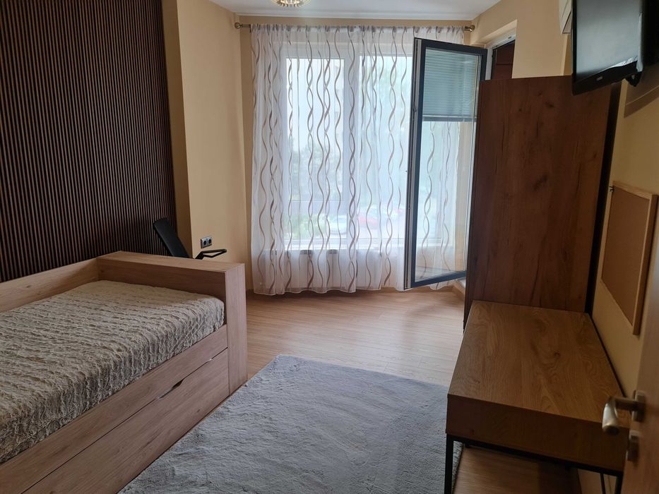 Изключително местоположение, луксозно изпълнен и обзаведен, с гараж