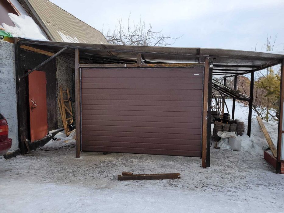 Секционные гаражные ворота