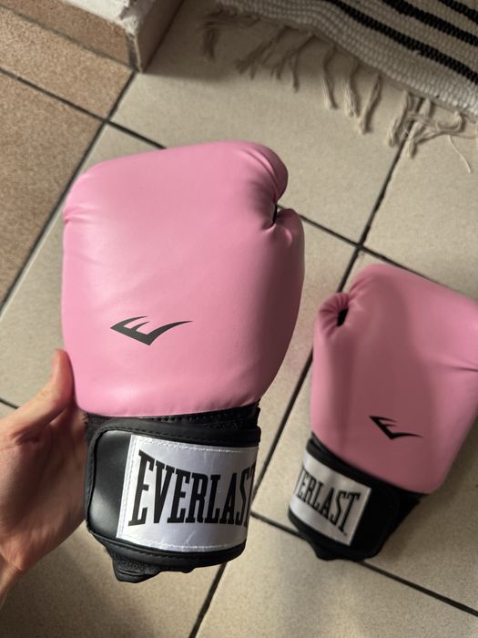 Боксови ръкавици Everlast 10 oz – розови