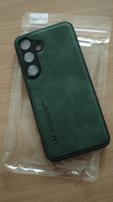 Магнитен калъф от еко кожа за Samsung Galaxy S22/25