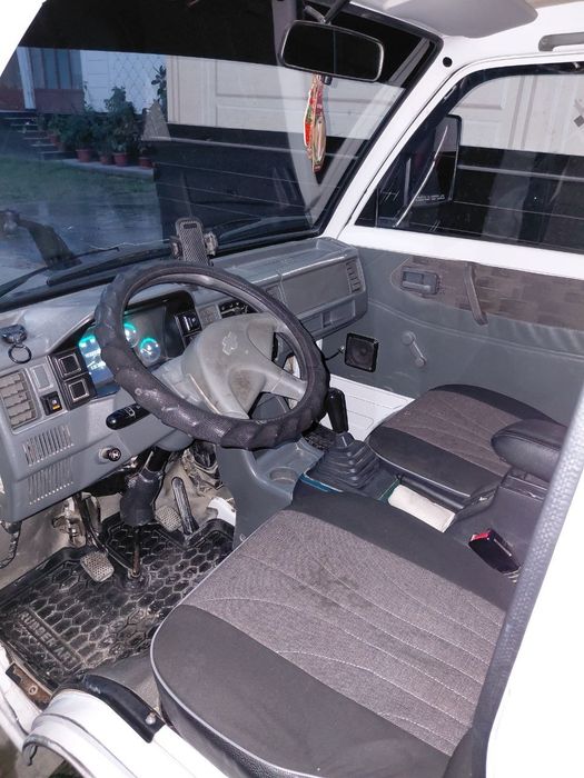 Damas sroshni sotiladi