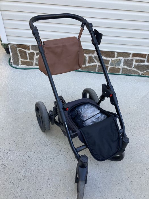 Бебешка количка Quall Carmeo 3 в 1