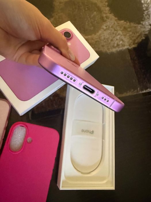 Телефон Iphone  16