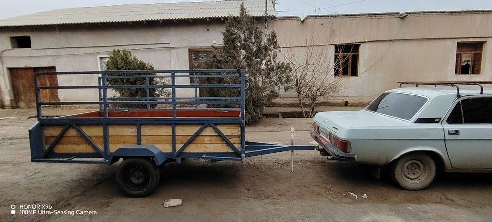 Gaz 31029 volga sotiladi