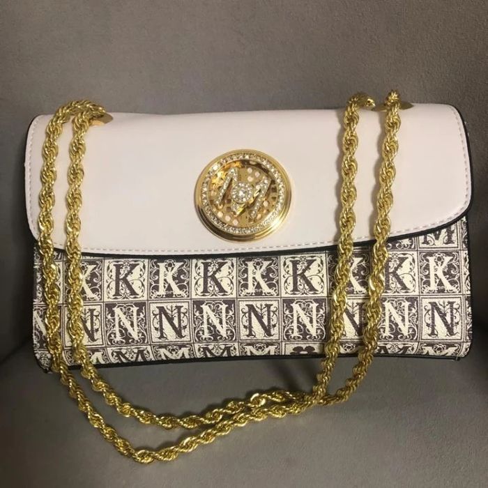 Сумки люкс качества новая с пыльником