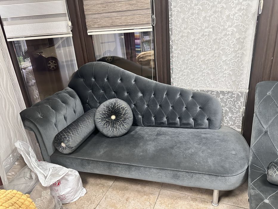 Мебели от затварящ магазин