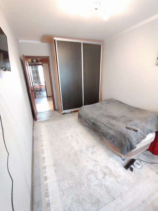 Продается 2-комн (9-43, 1 эт)