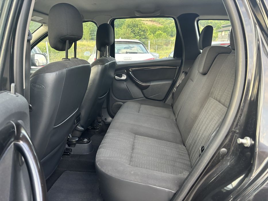 Dacia Duster 1.5dci 4x4 Rate si Garantie
