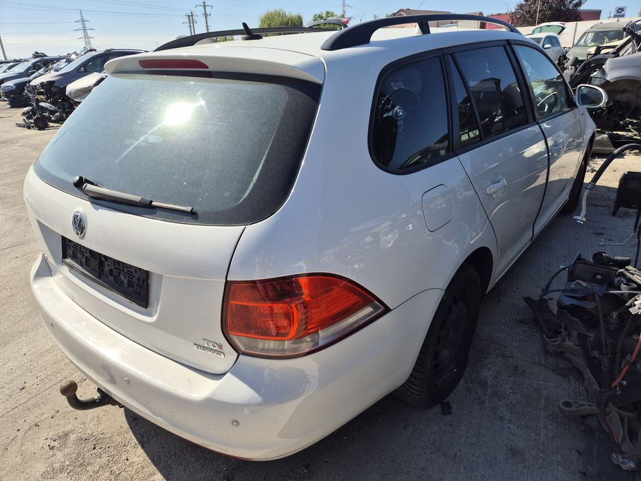 Dezmembram Volkswagen Golf 6 Variant 1.6tdi CAY 4Motion LLN