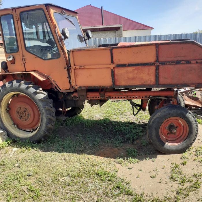 Продам трактор Т-16
