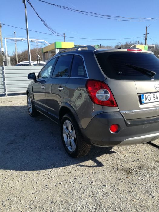 Vând Opel Antara