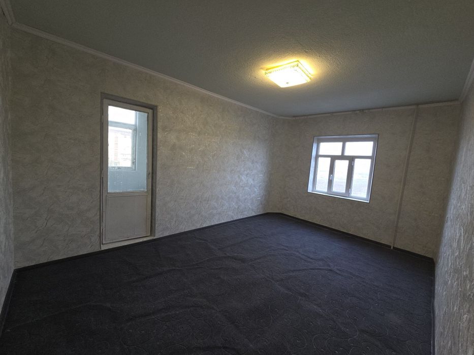 Продается Большая 1 комнатная квартира. 5/2 район. Этаж 3.