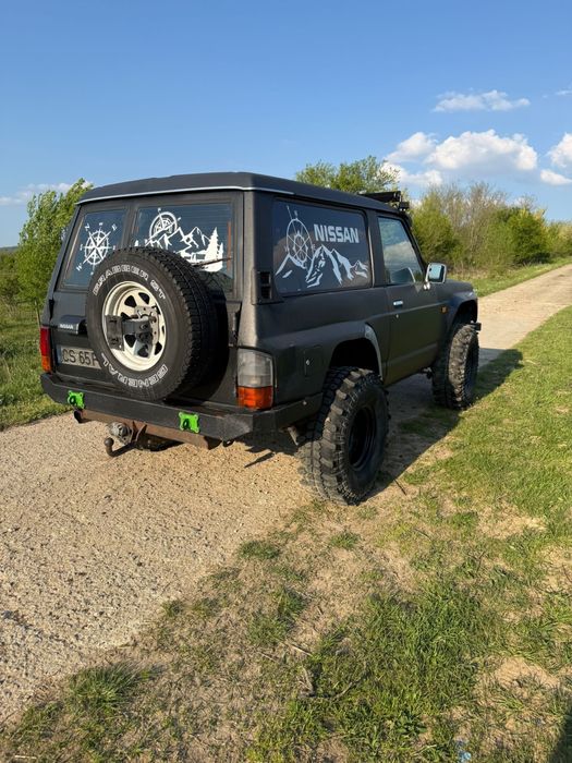 Nissan Patrol Y60
