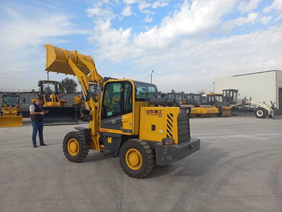 Фронтальный погрузчик Lugong T916