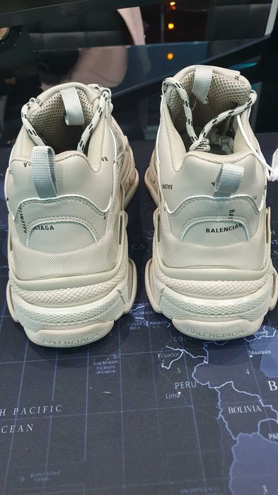 Balenciaga Triple S Rice White