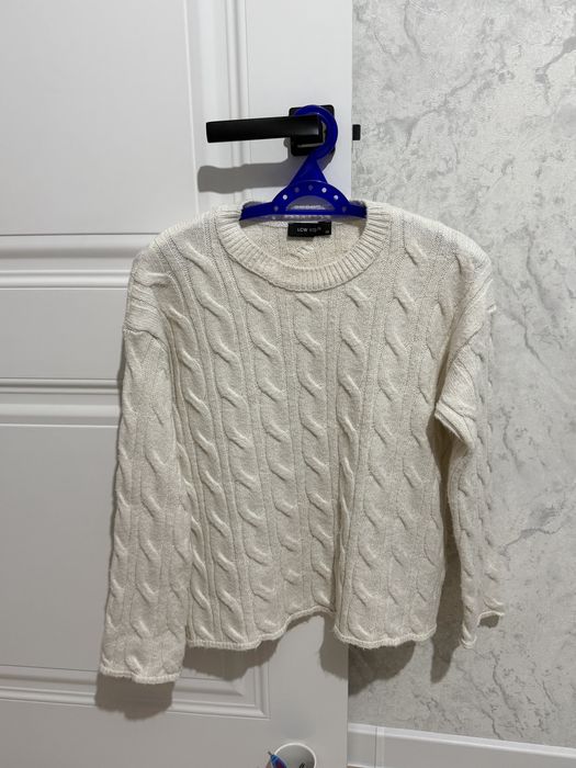 Вязанная кофта.