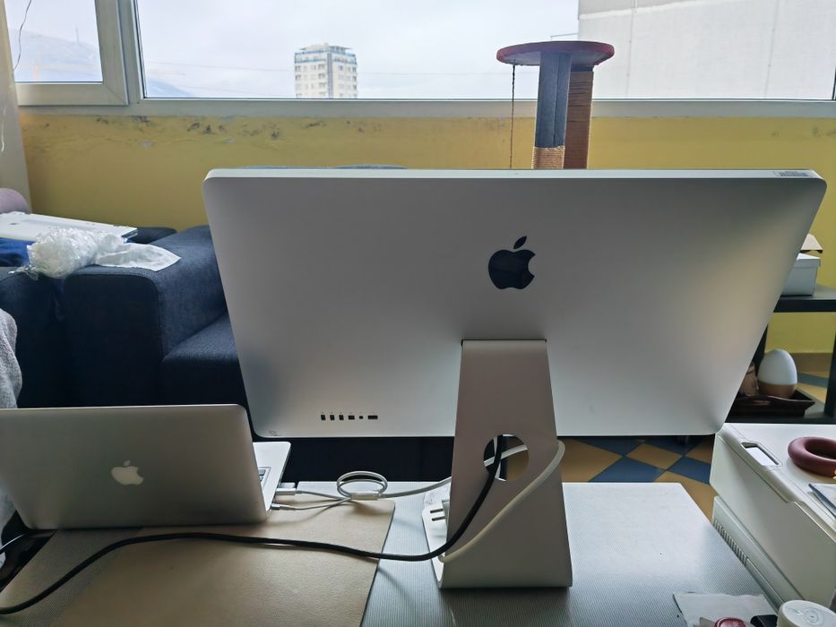 Apple Thunderbolt Display 27"-многофункционален Монитор-докинг станция