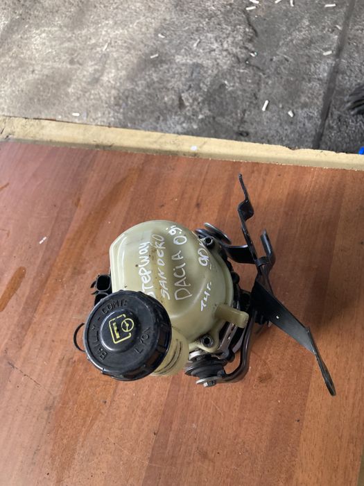 Dacia Sandero 0.9 i 2014 година Ел Хидравлична Помпа