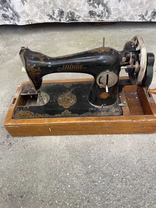 Стара шевна машина