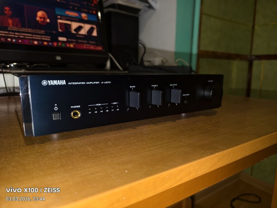 Yamaha au -670..