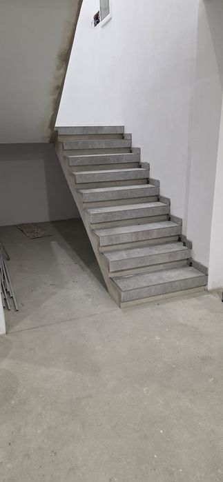 Execut lucrari de construcții si finisaje interioare si exterioare