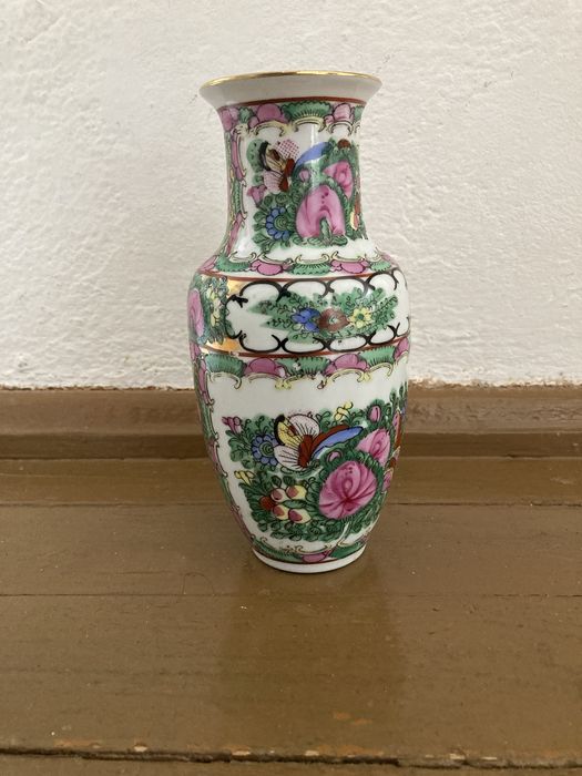 Две порцеланови китайски вази 1960-1970г