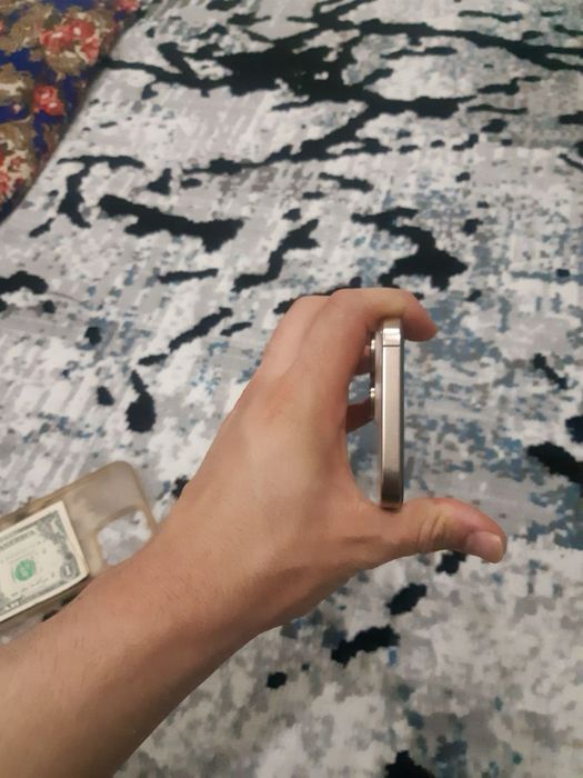 Iphone 16 pro max ideal holatda