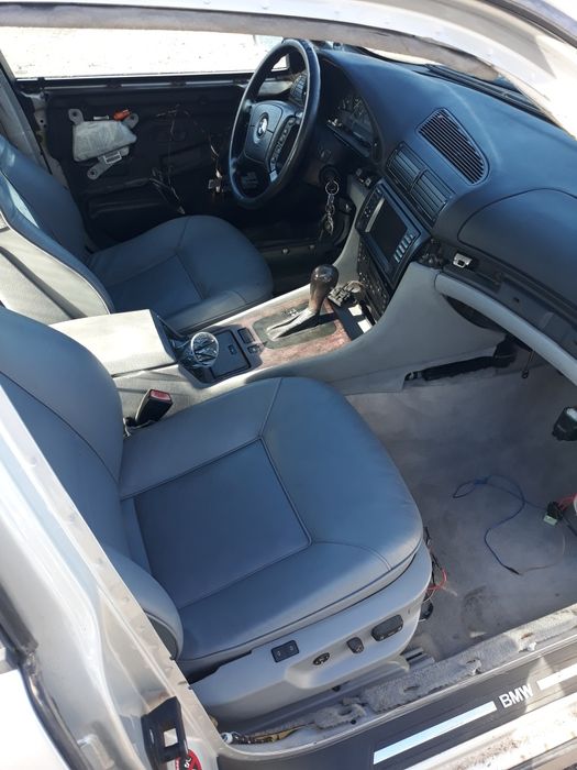 BMW 728i e38 на части