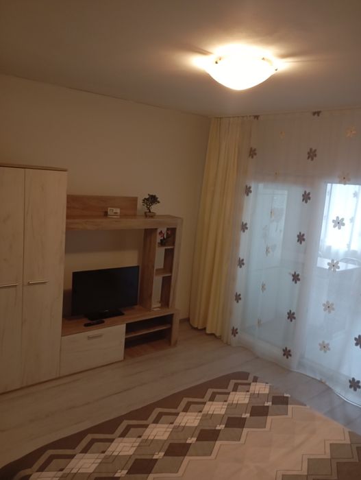 Ofer garsoniera in regim hotelier