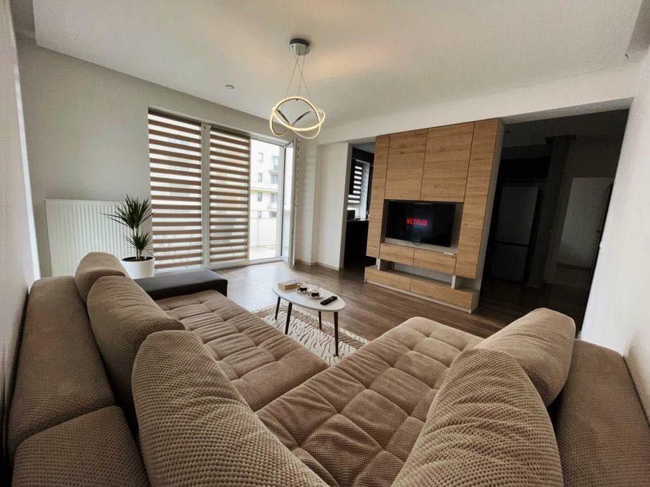 Închiriez apartament cu două camere