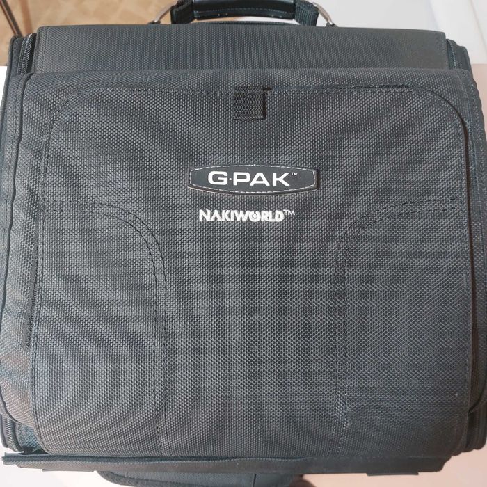 Професионална геймърска чанта G-PAK Naki World - за конзоли и аксесоари (Чанта за PS3, PS4, PS5)