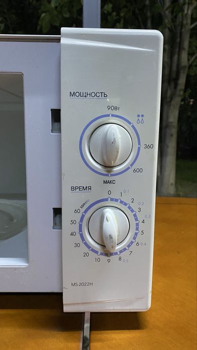 Микроволновка LG