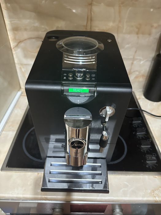 Кафемашина Jura ena 9