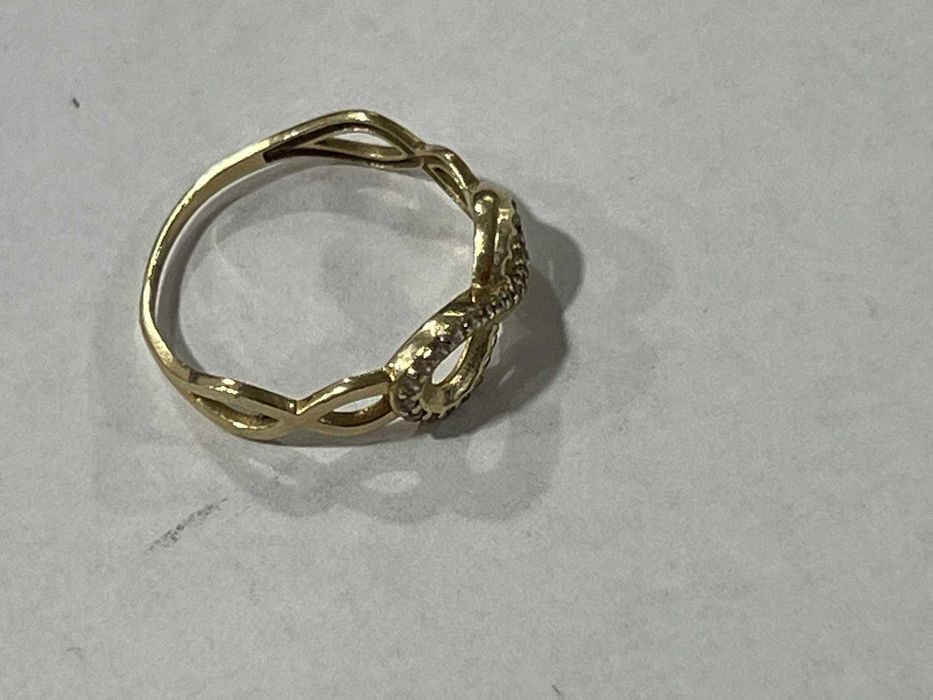 Златен пръстен 1.7гр.