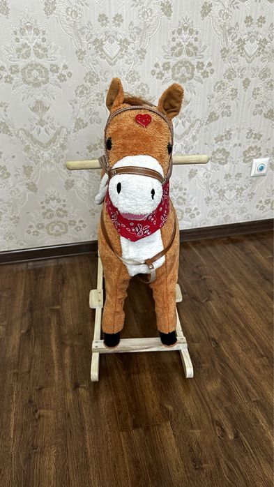 Игрушка лошадка детская