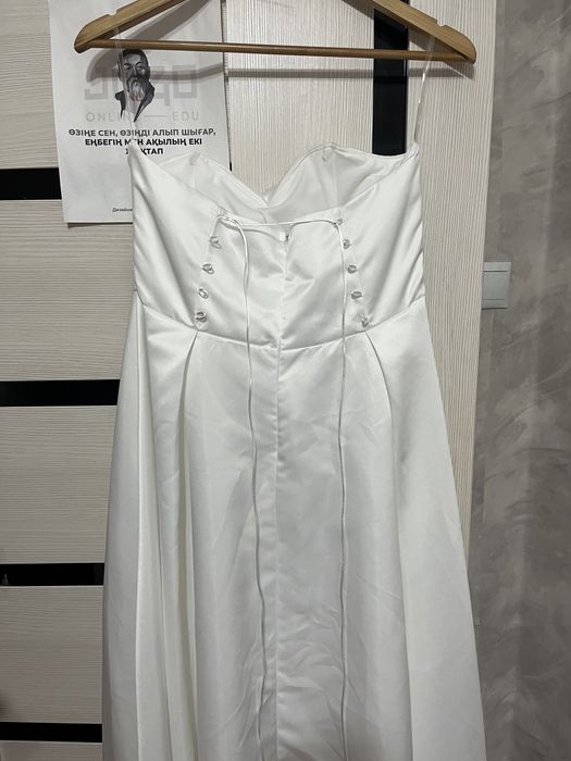 продаю платье вечернее