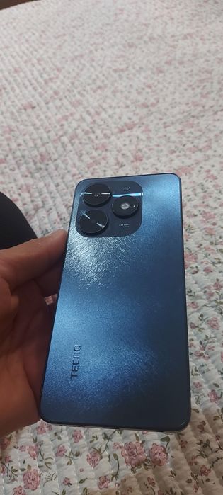 Techno telfon sotiladi,idealni holatda,deyarli yangi chotki holatda