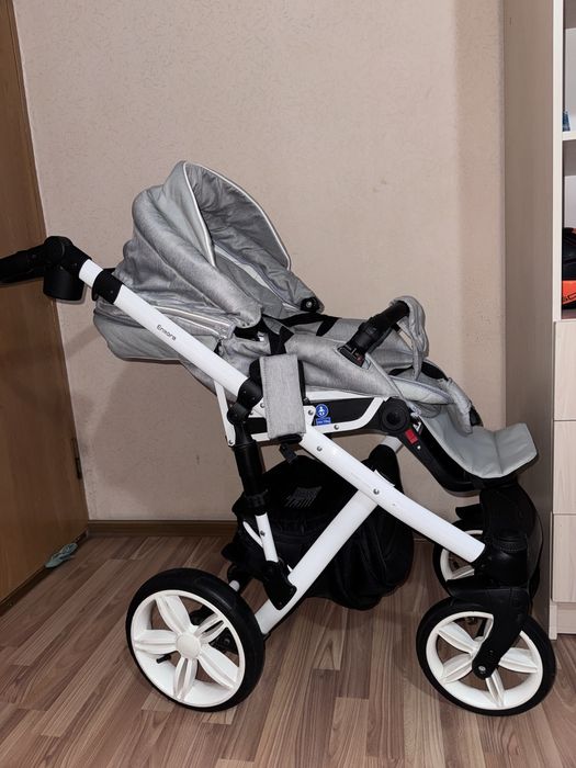 Коляска трансформер