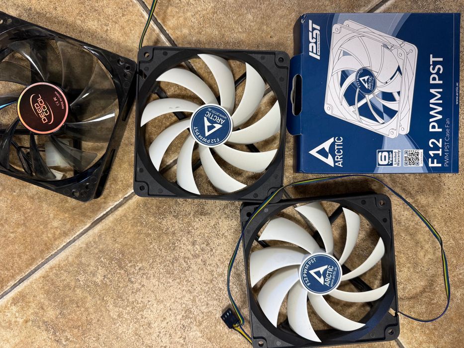 ЛОТ Хардуер (Кутия CM, Захранване FSP Aurum, Вентилатори и др.)